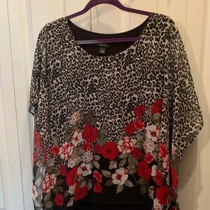 Black and white tunic